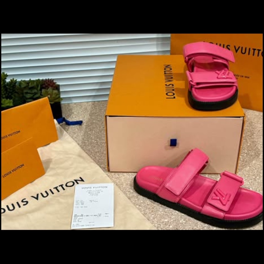 Louis Vuitton Black Rubber Sole Slide - Picture 5 of 17